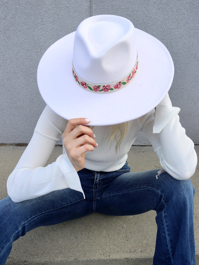 wyeth rafaela cream and floral hat
