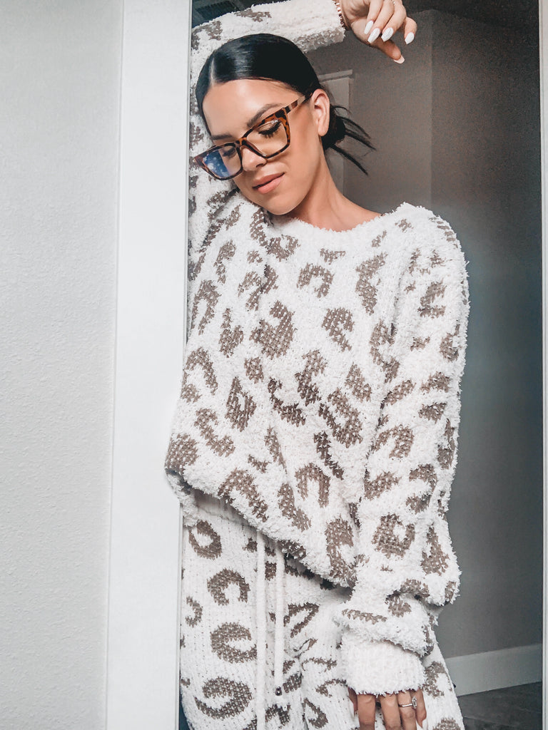 ultra soft womens sweater leopard print